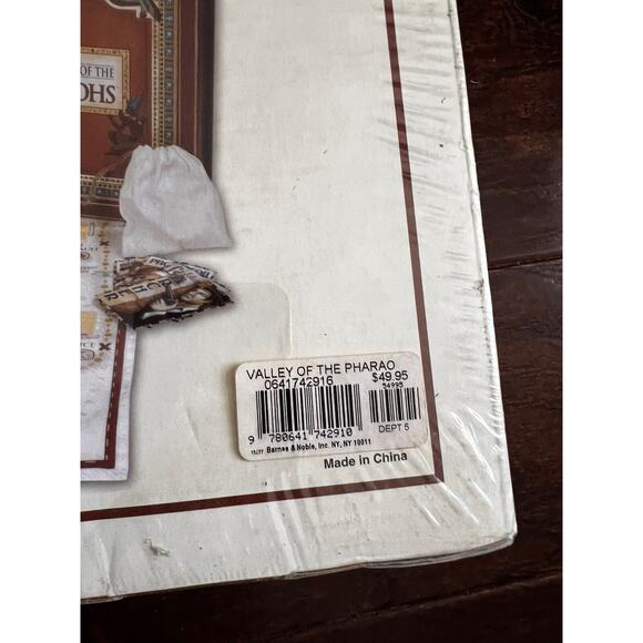 VALLEY OF THE PHARAOHS FRONT PORCH GAMES NEW VINTAGE BOOKSHELF WOOD BOX EDITION - Picture 8 of 8